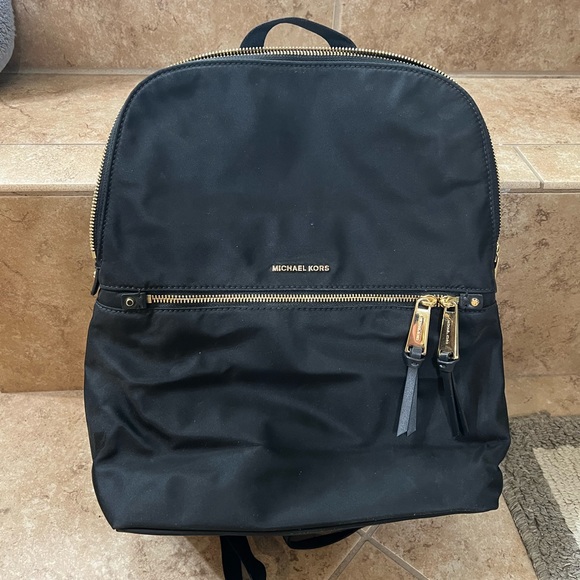 Michael Kors Polly Medium Slim Backpack.                       EUC - Picture 3 of 5